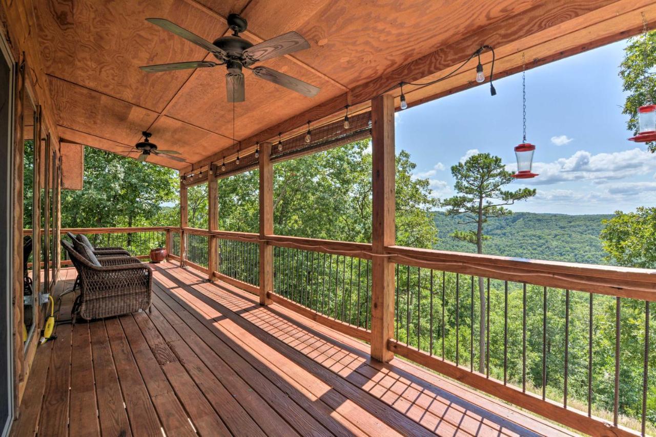 Spacious Log Cabin With Fire Pit And Game Room! ยูเรกาสปริงส์ ภายนอก รูปภาพ